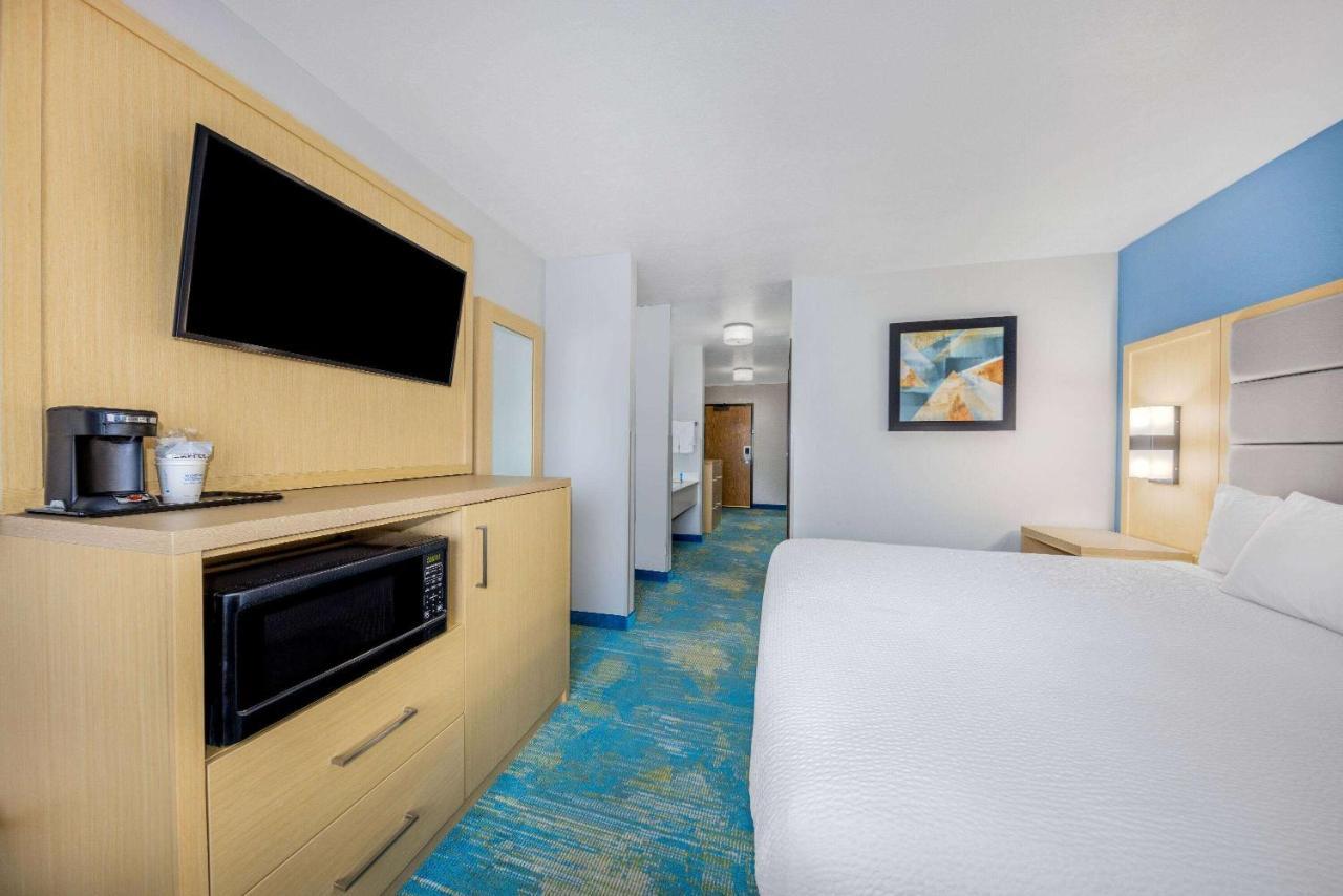 Days Inn By Wyndham Springville Exterior foto